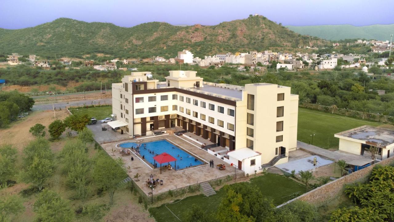 Bamboo Saa Mulberry Resort Pushkar Eksteriør bilde