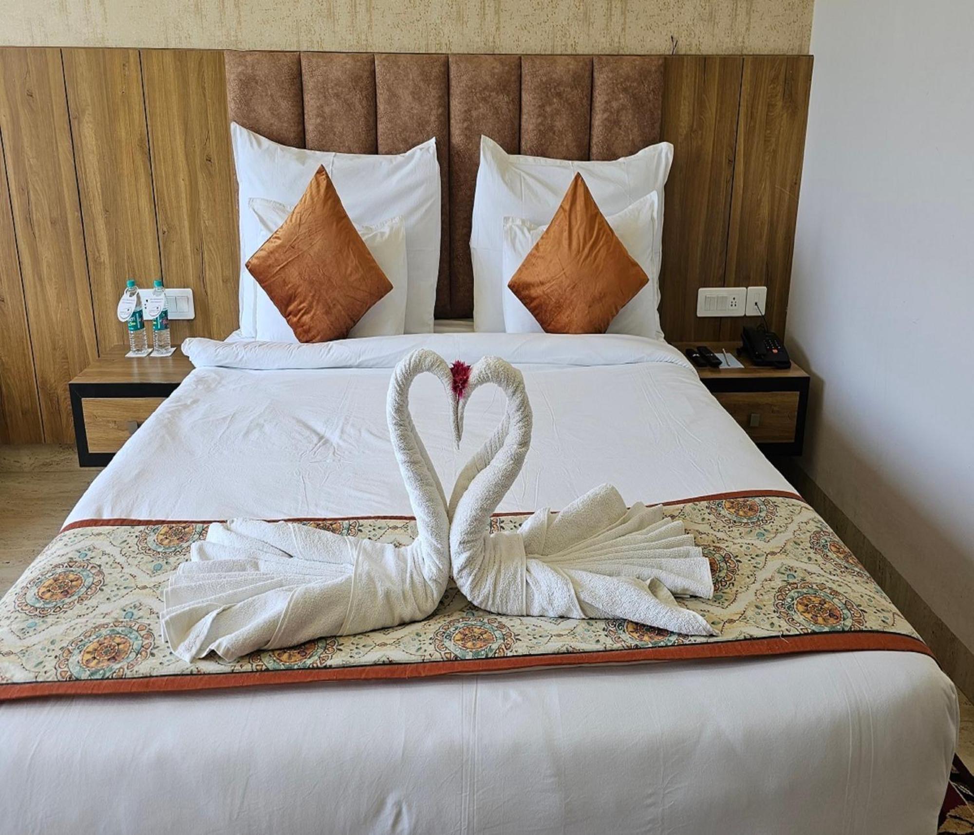 Bamboo Saa Mulberry Resort Pushkar Eksteriør bilde