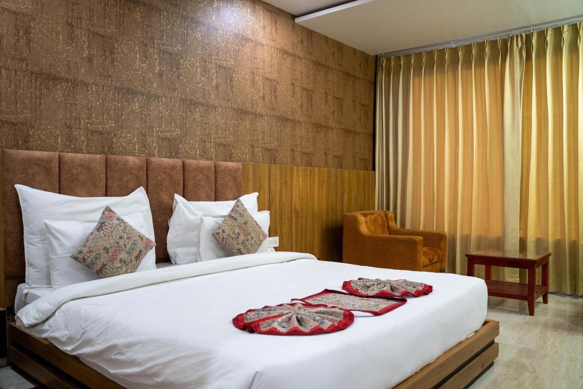 Bamboo Saa Mulberry Resort Pushkar Eksteriør bilde